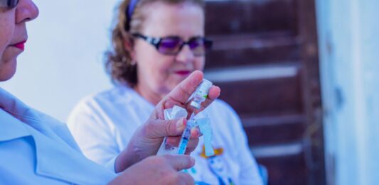 Prefeitura de Caruaru recebe novas doses de influenza e reforça vacinação dos grupos prioritários
