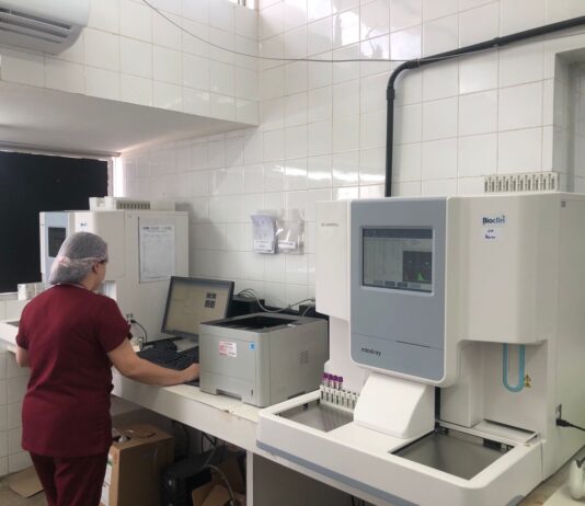 Hospital Regional do Agreste amplia capacidade de exames laboratoriais com novos aparelhos de hematologia
