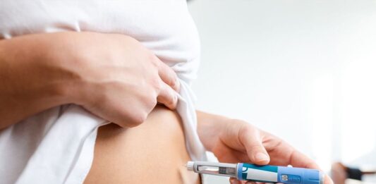 Casos de pancreatite ligados a medicamentos para emagrecimento reforçam necessidade de supervisão médica