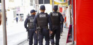 GM de Caruaru conduz ocorrência por injúria racial no Centro da cidade