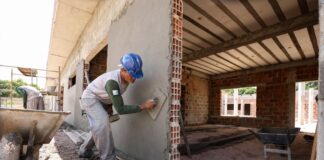 Pernambuco inicia 2026 com saldo positivo de empregos com destaque para construção civil