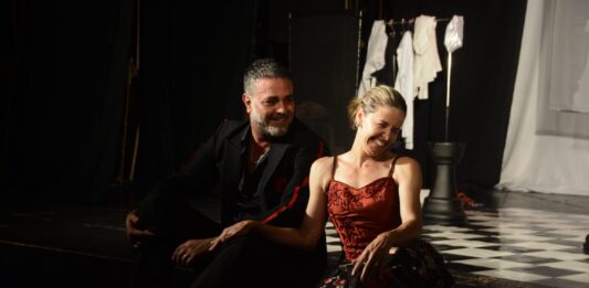 Comédia estrelada por Bianca Rinaldi e Rodrigo Phavanello, Casa, Comida e Alma lavada