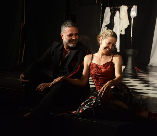 Comédia estrelada por Bianca Rinaldi e Rodrigo Phavanello, Casa, Comida e Alma lavada