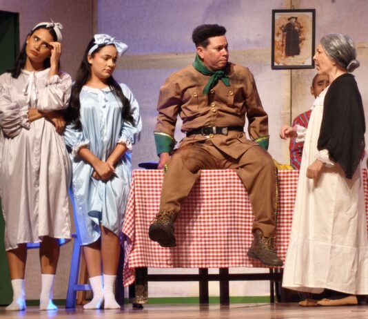 Clássico Pernambucano, Um Sábado em 30, em única apresentação no Teatro de Santa Isabel nesta sexta (27) celebrando o dia mundial do Teatro