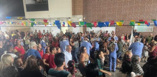 Forró, tradição e 270kg de sabor nos preparativos para a realização da 6ª Edição do Bolo Engorda Marido, no bairro do Salgado