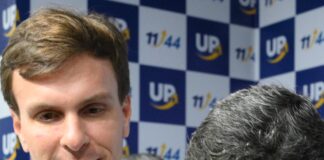 Miguel Coelho acompanha agenda na sede do PP e reafirma pré-candidatura ao Senado