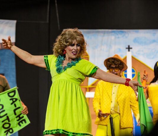 Comédia, A Eleição, aporta em Recife em única apresentação no Teatro Apolo em julho