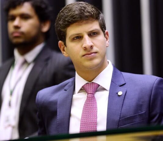 TCE aponta prejuízo de R$ 16 milhões em contratos da gestão João Campos, revela portal Metrópoles