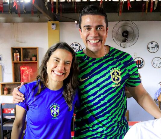 Em clima de festa, Rodrigo Pinheiro recebe governadora Raquel Lyra no Alto do Moura