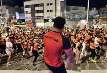 Aulão de Dubai Dance inspirado em Léo Santana movimenta academia em clima de São João