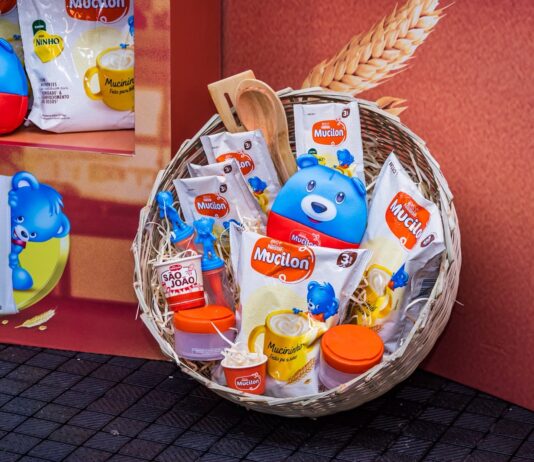 Nestlé escolhe São João de Caruaru para lançar Mucininho, a nova combinação de Mucilon e Ninho feita para beber