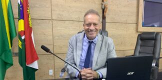 Jorge Quintino propõe gratuidade no transporte público para acompanhantes de pessoas com TEA
